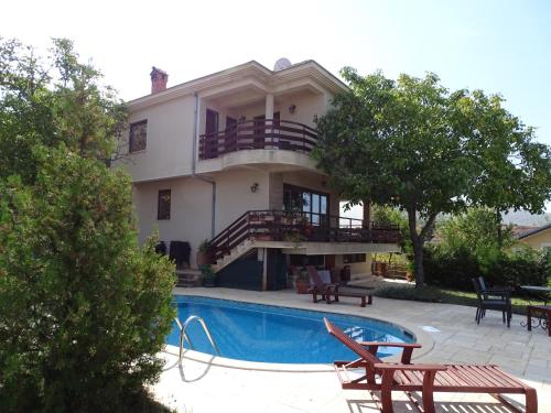 ทัศนียภาพภายนอกโรงแรม, Villa Marija in ราชา