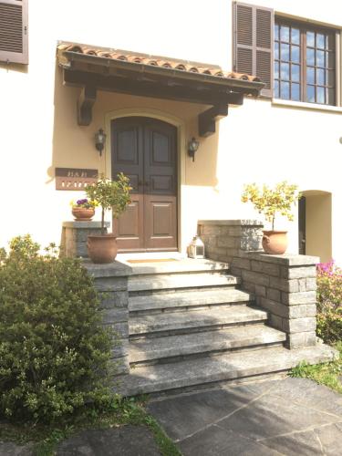 B&B Azalea - 출입구