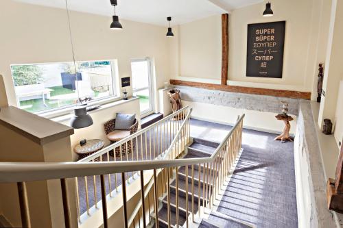 SuperB Luxury Suites - image 6