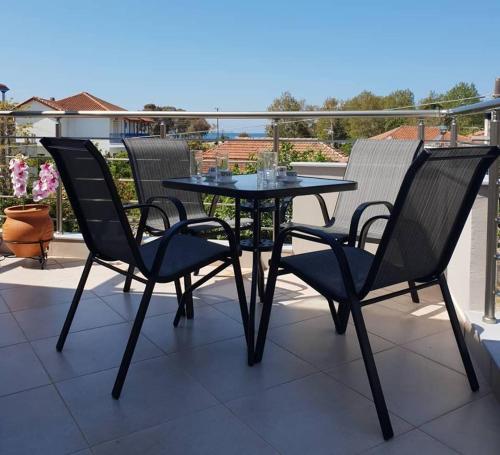 Balcony/terrace, Paschali apartment with 2 bedrooms in Ammoudia in Ammoudia