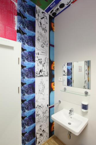 MCC Hostel - image 14