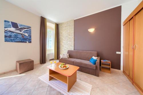 Villa Tamaris - Hotel Resort Dražica - image 4