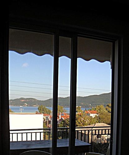 Ithaka View 4