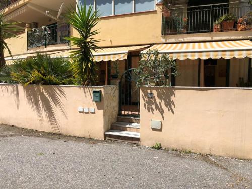  Sea House RIVA, Pension in SantʼAlessio Siculo