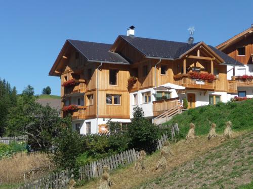 Apartments Rit - Accommodation - La Valle