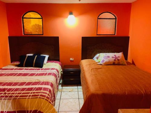 5 twin beds