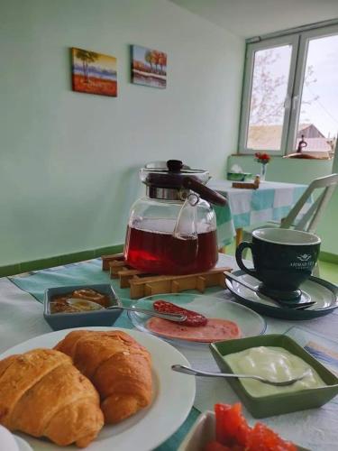 Ételek és italok, Kesabella Touristic House near Zvartnotszi nemzetközi repülőtér