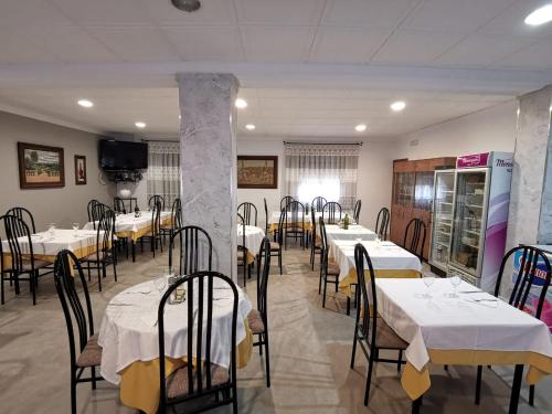 Hostal El Sevillano in Rus