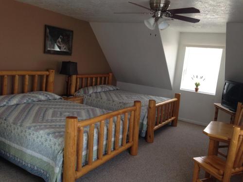 Deluxe Queen Room