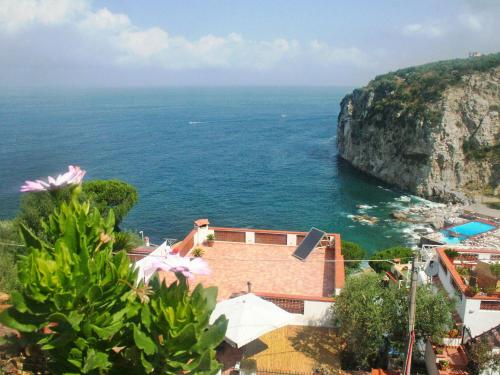  Locazione Turistica Sammontano bay, Pension in Massa Lubrense