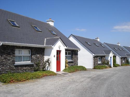 Holiday Home Seaside Cottages-1 in Portmagee