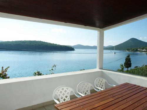  Apartment Agneza by Interhome in Brgulje