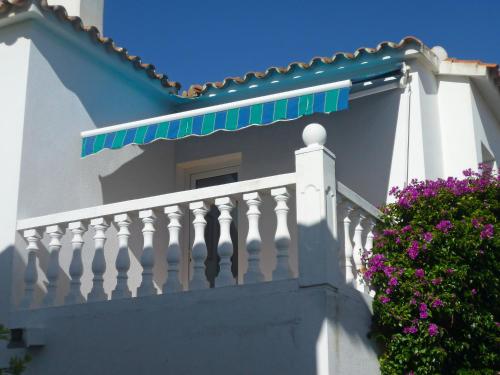 Apartment Club Sevilla I-1 by Interhome in Oliva