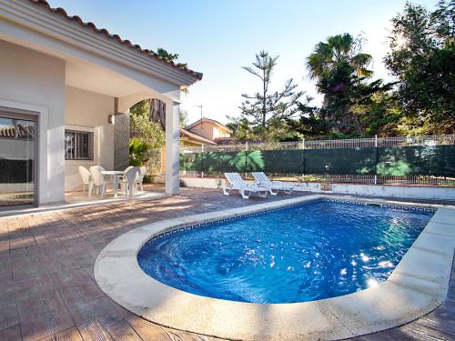 Holiday Home Gaviota 6 by Interhome in Riumar