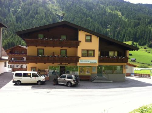 Ferienhaus Bergfrieden - Apartment - Sankt Leonhard im Pitztal