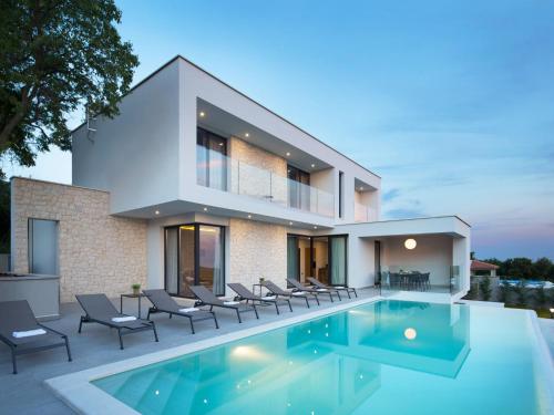 Villa Paola by Interhome - Accommodation - Diminići