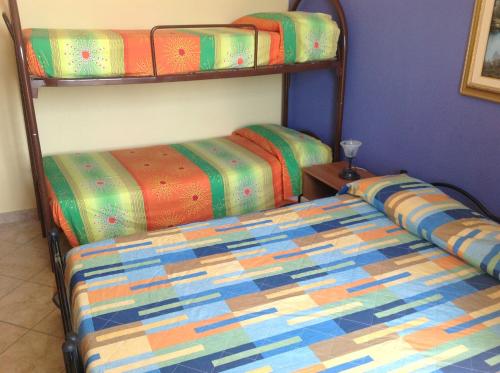 Quadruple Room with Balcony image 5