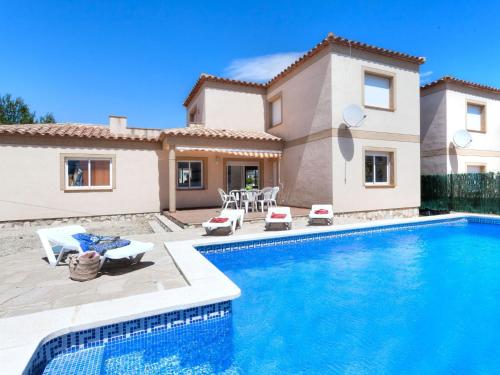  Villa Villa Mimosa I by Interhome, Pension in Les tres Cales