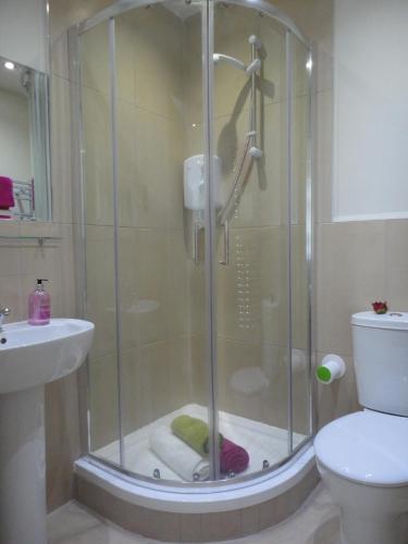 Palmerston Suites - image 10