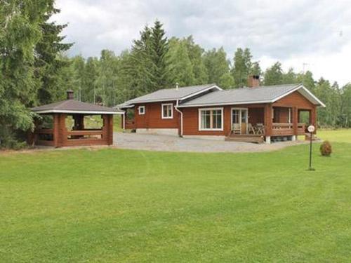 Holiday Home Petäjäinen by Interhome