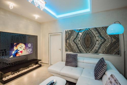 H & V Residence - Diamond Bungalow Apartment - image 8