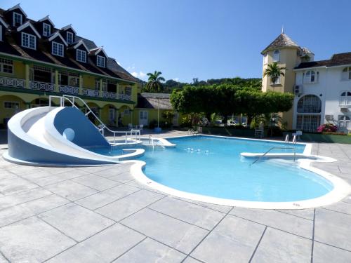 Beach One Bedroom Suite A17_2_image