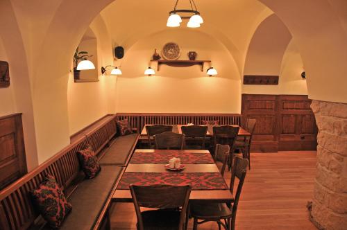 Restorāns, Penzion na Fare in Dubenec