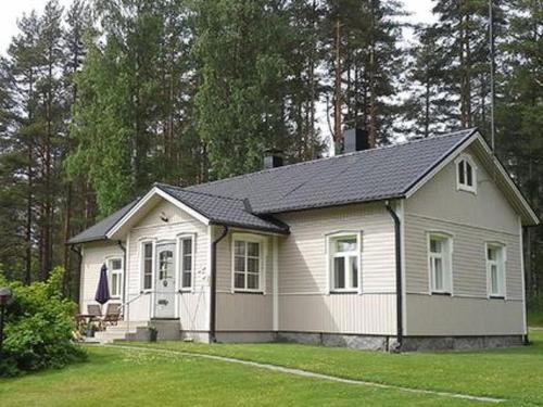 Holiday Home Ahola by Interhome - Vanhamäki