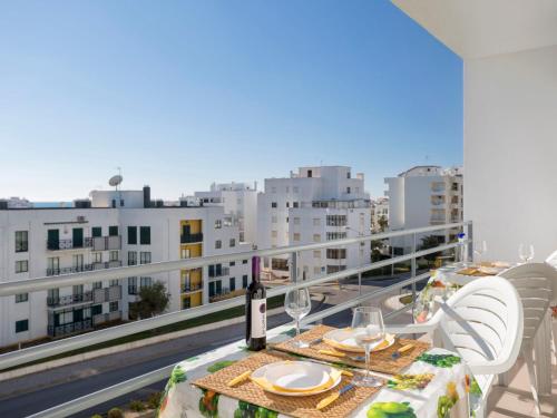  Apartment Madeleine T2 by Interhome, Unterkunft in Armação de Pêra