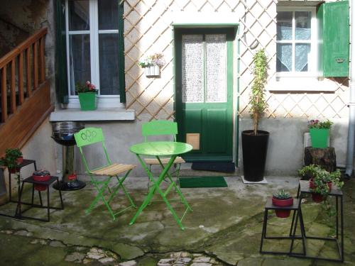 Gîte L'Ermitage gîte à louer Saint-Symphorien