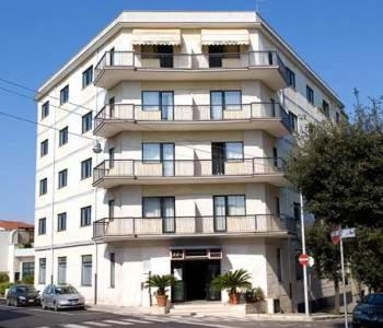 . Hotel Astoria