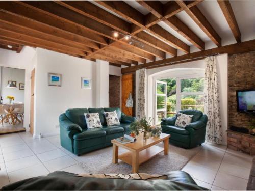 Holiday Home Rhodie by Interhome