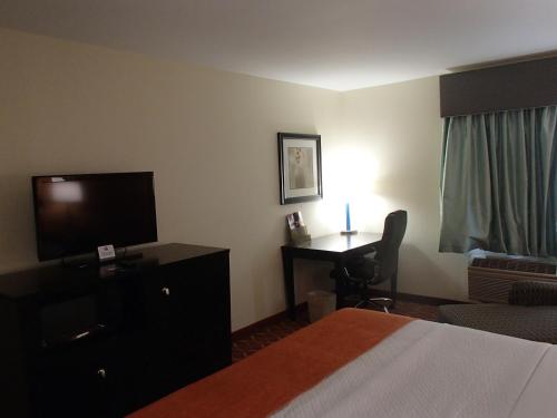 Lux Hotel & Spa, Trademark Collection by Wyndham – Arlington, TX