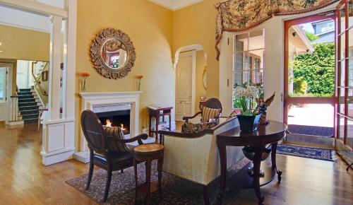 Lobby, Inn at Depot Hill in Capitola (CA)