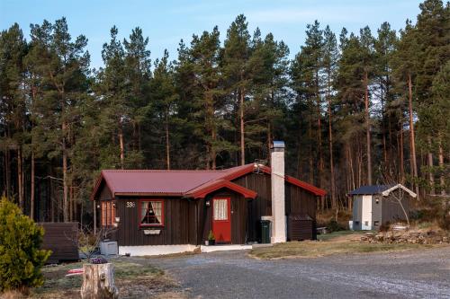 Iverhjelen Near Atlantic Road - Accommodation - Lyngstad