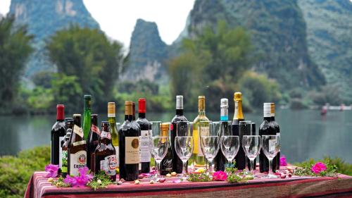 Yangshuo Mountain Retreat - Yangshuo