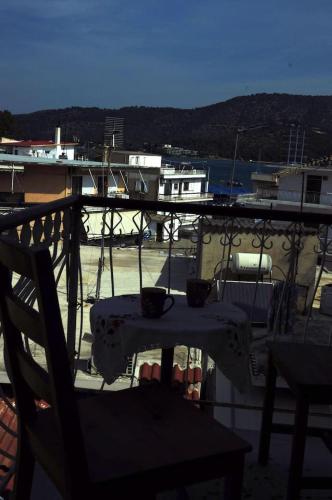  Elenas house Poros Chanel View in Galatás