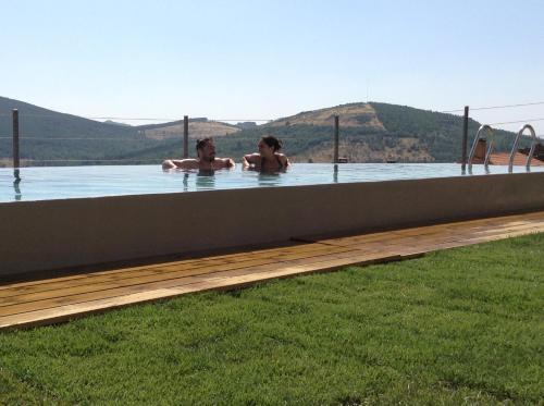 สภาพแวดล้อมโดยรอบ, Casa da Cisterna in กาสเตโล โรดริโก