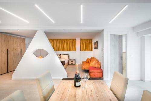 Fior Apartments Lofts - image 9