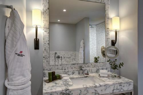 The Balmoral Hotel - image 10