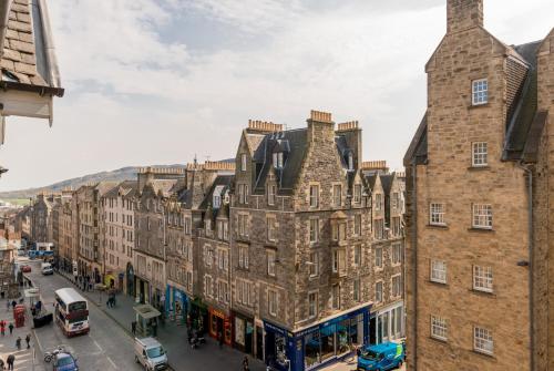 Destiny Scotland - Royal Mile Residence - image 6