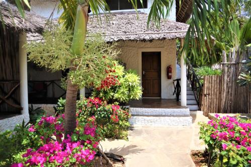 נוף חוץ, Mvuvi Fishing Lodge in Watamu