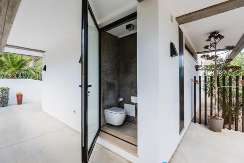 Bathroom, Casa da Alegria in Almancil