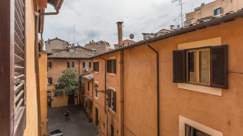 Rental in Rome Trastevere Atmosphere - image 10