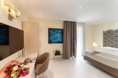 Palazzo Tritone & Abagnale - image 10