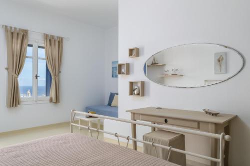 Heavenly Milos suites