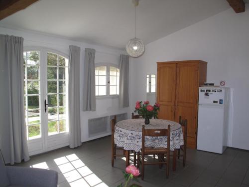 Apartment (2 Adults)