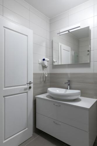 Apartment Med - image 2