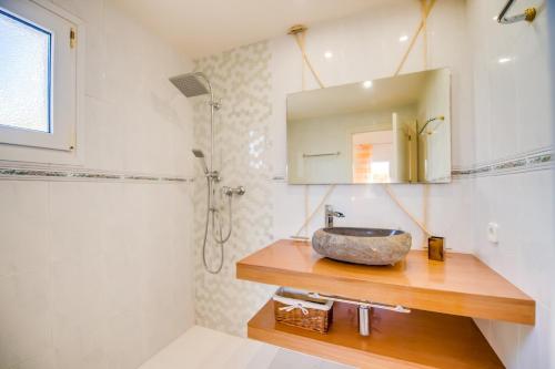 V. Bel Villa - image 10