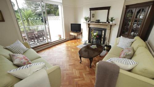 Caswell Bay House, Caswell, Mumbles, West Wales